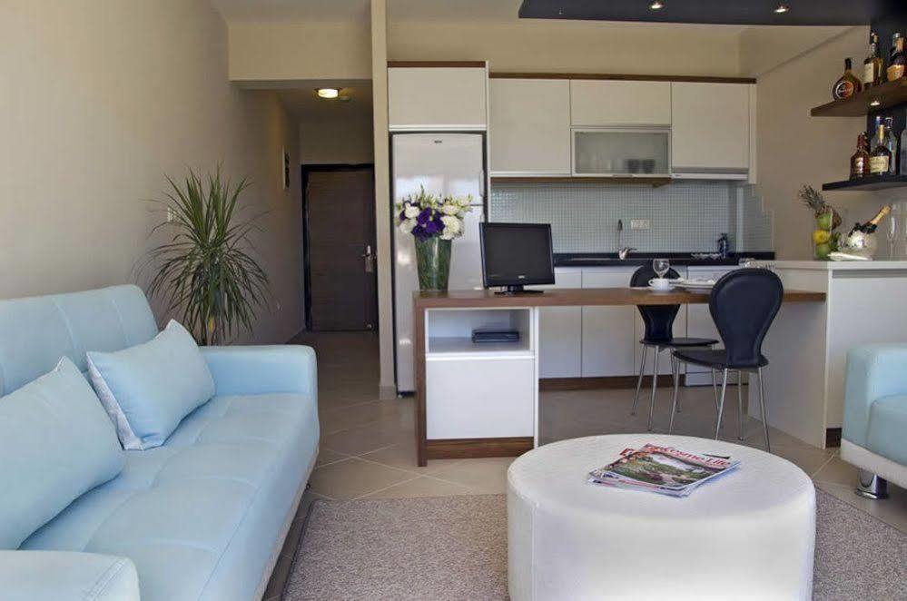 Kondo Suites Кешме Экстерьер фото